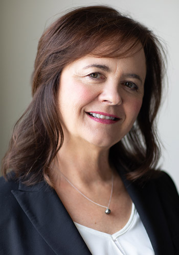Darlene Wingerak, Mediator, Saskatoon, Saskatchewan.